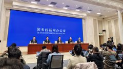我国日均Token的挪用量（词元的挪用量）曾经跨越 